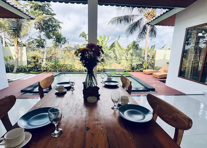 Villa Sari Padi House *
